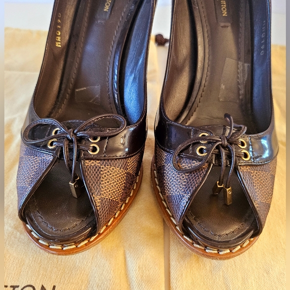 Louis Vuitton Heels - Picture 7 of 16